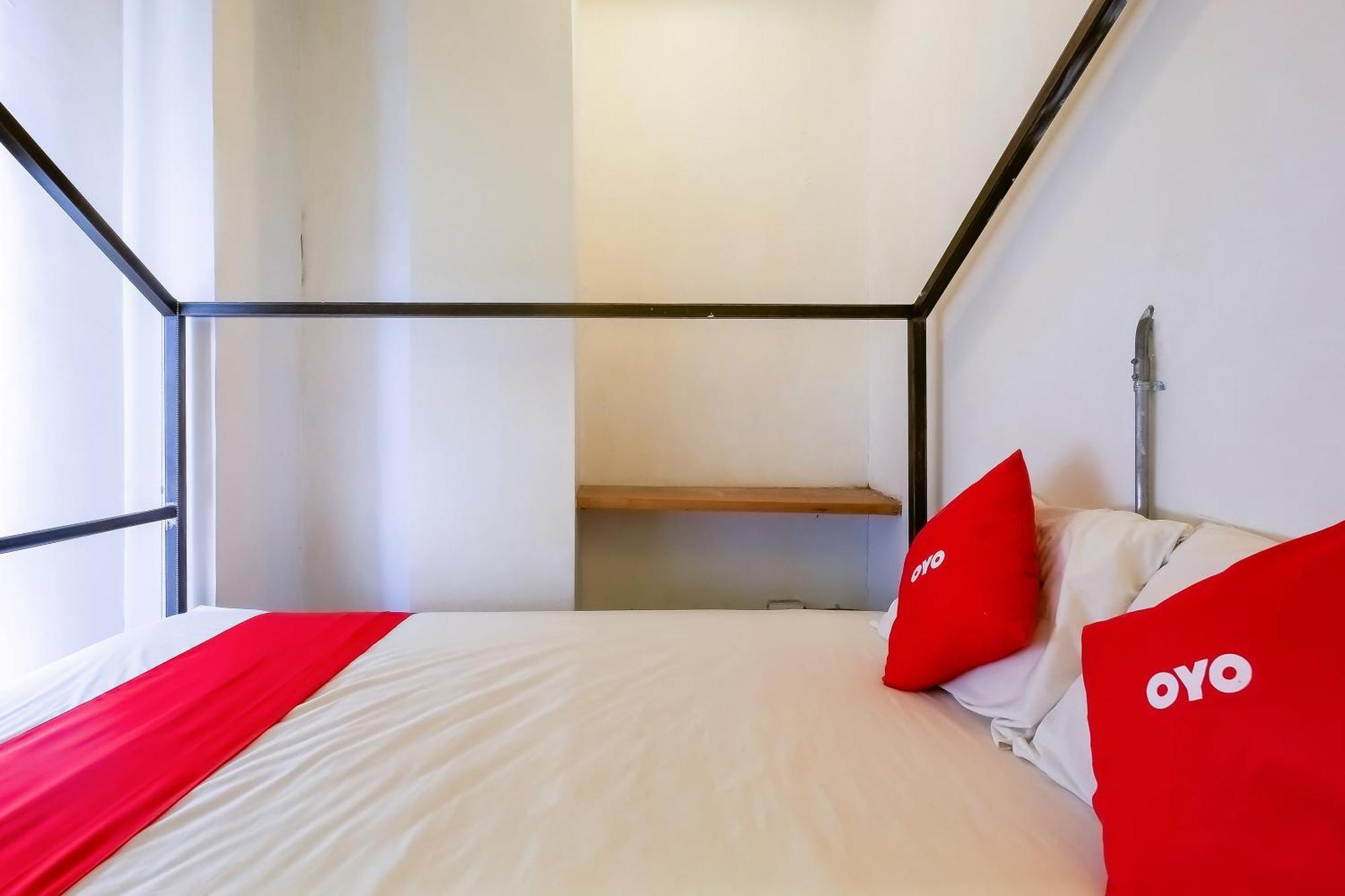 Spot On Junction Hostel Makati City Exterior foto