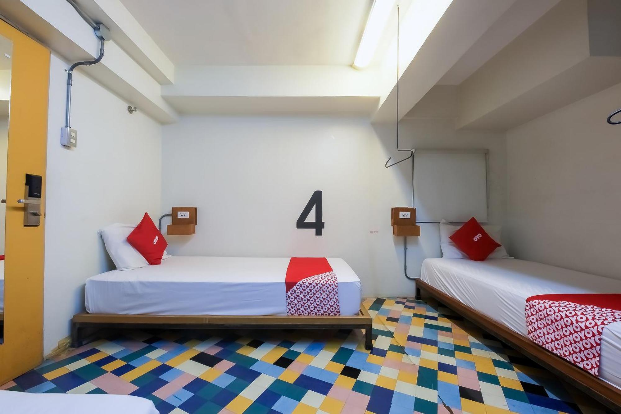 Spot On Junction Hostel Makati City Exterior foto