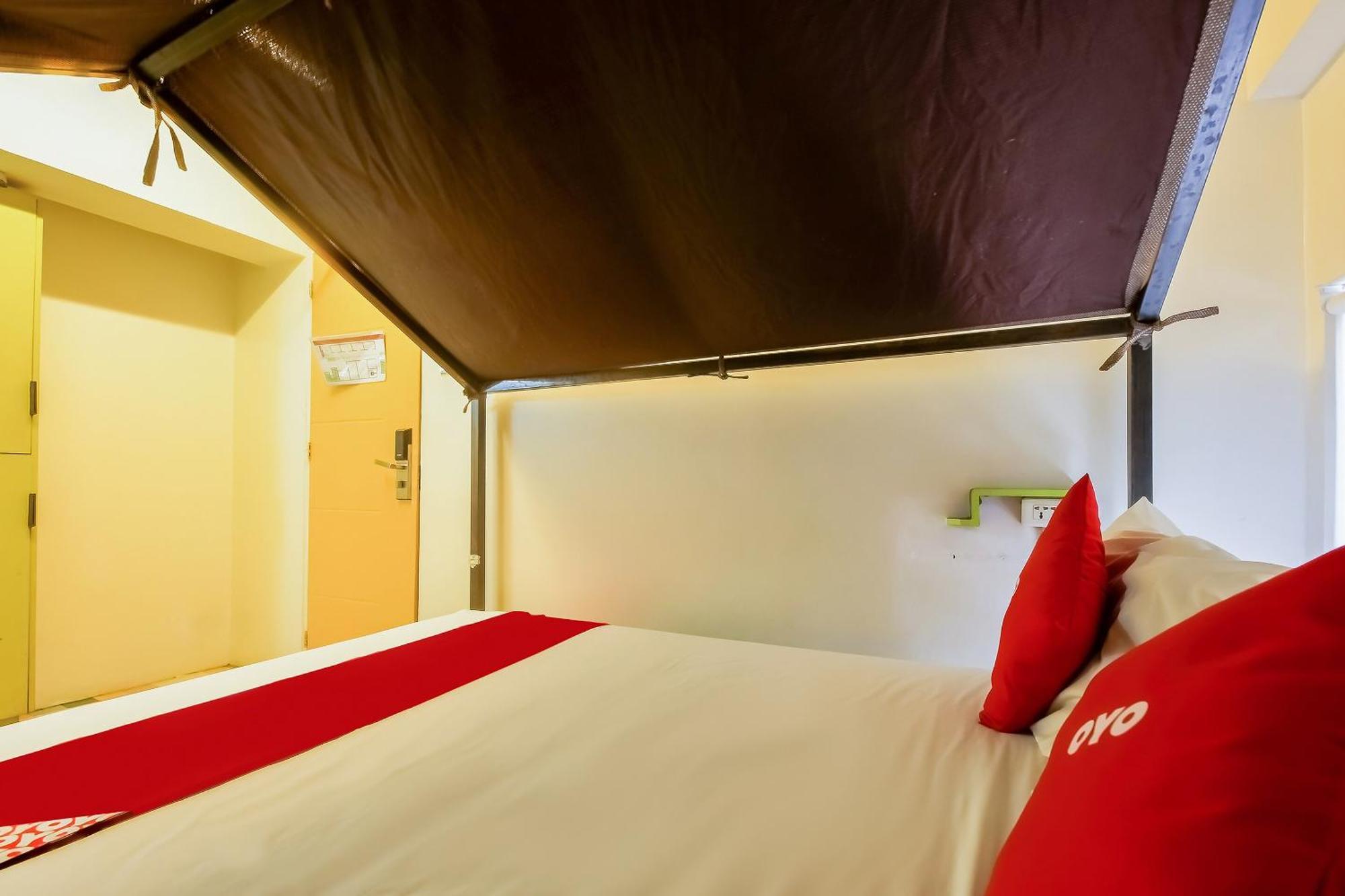 Spot On Junction Hostel Makati City Exterior foto